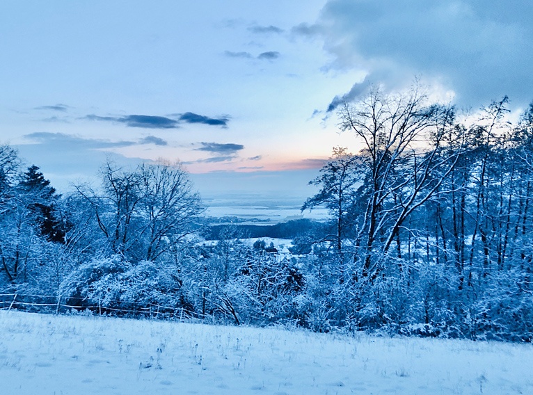 Winterbild rund um den Hessenturm